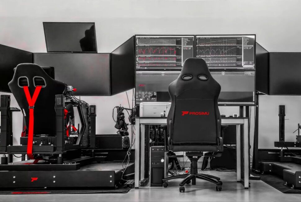 RACE / FLIGHT SIMULATOR RACING SIMULATORS CZ / SK – fotka 1